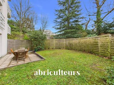 Appartement - 125 m² - 5 pièces