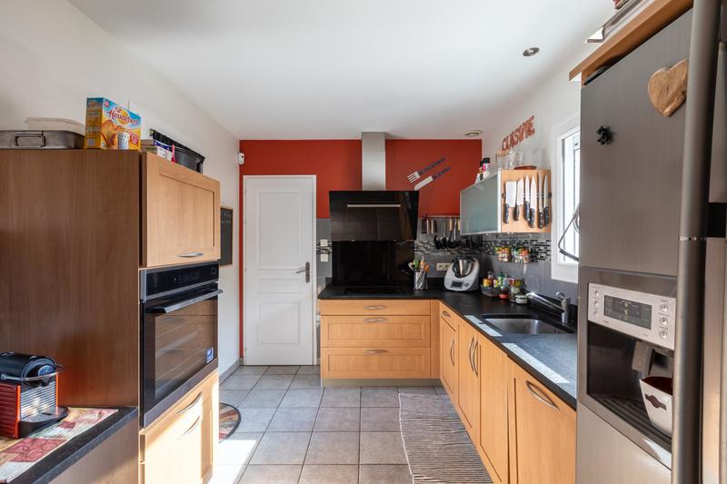 Maison - 208 m² - 8 pièces