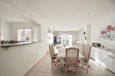 Villa - 83 m² - 4 pièces