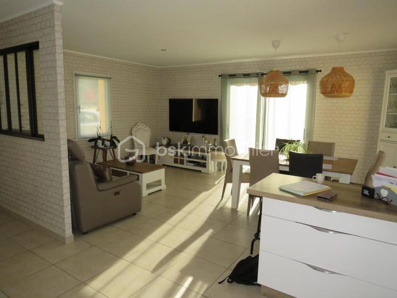 Maison - 90 m² - 4 pièces