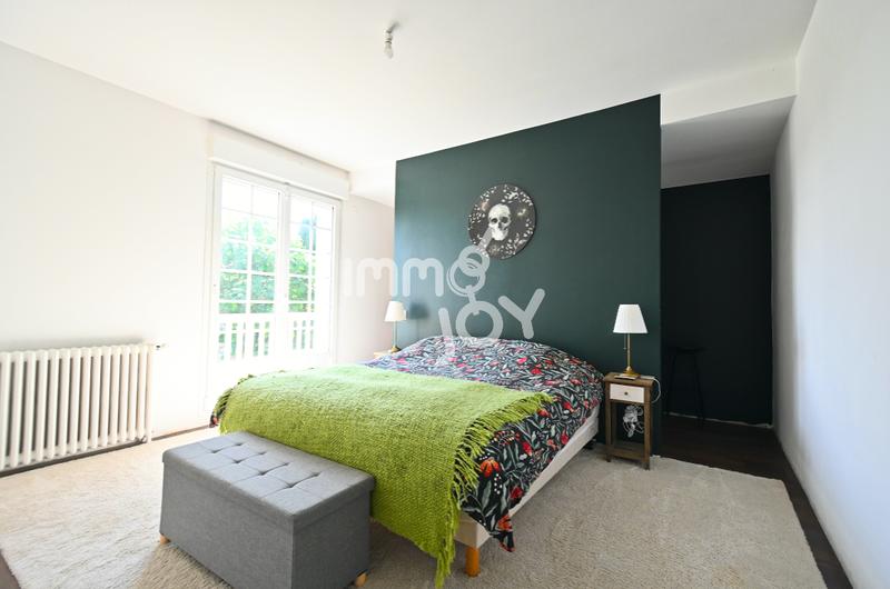 Propriété - 220 m² - 7 pièces