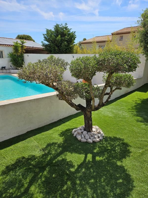 Maison - 340 m² - 11 pièces