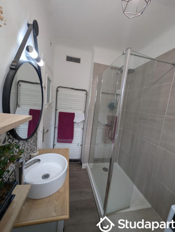 Chambre - 9 m² - 1 pièce