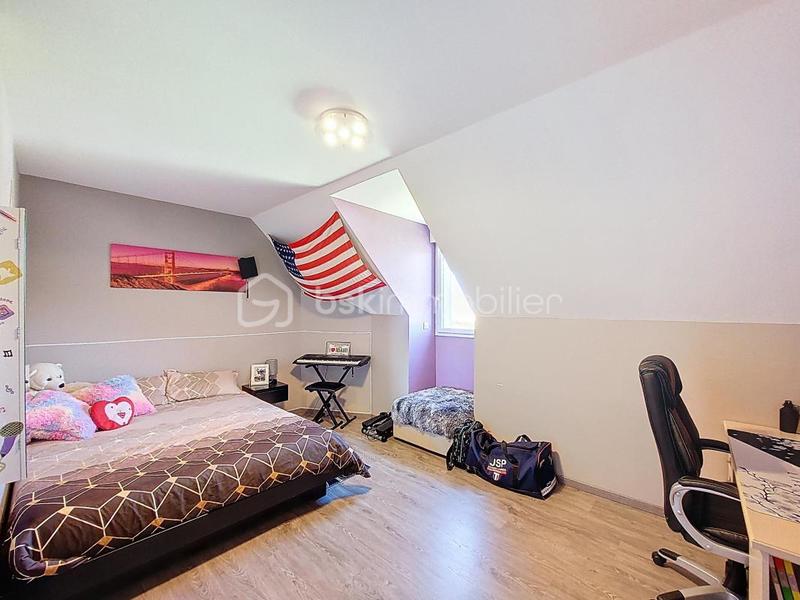 Pavillon - 137 m² - 6 pièces