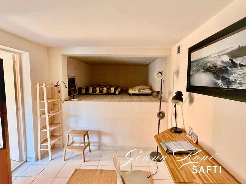 Maison - 198 m² - 7 pièces