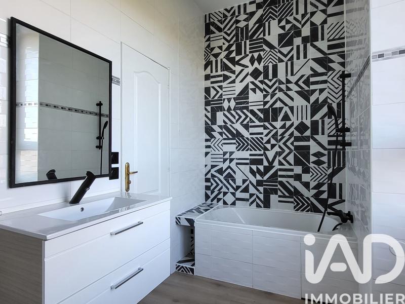 Maison - 64 m² - 4 pièces