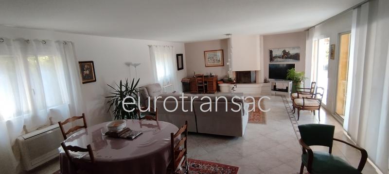 Maison - 192 m² - 5 pièces