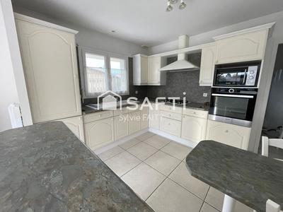 Maison - 95 m² - 3 pièces