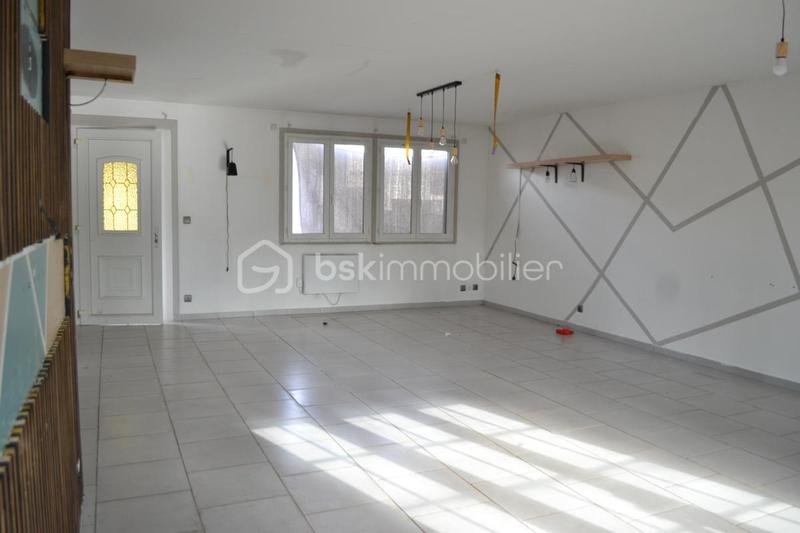 Maison - 225 m² - 6 pièces