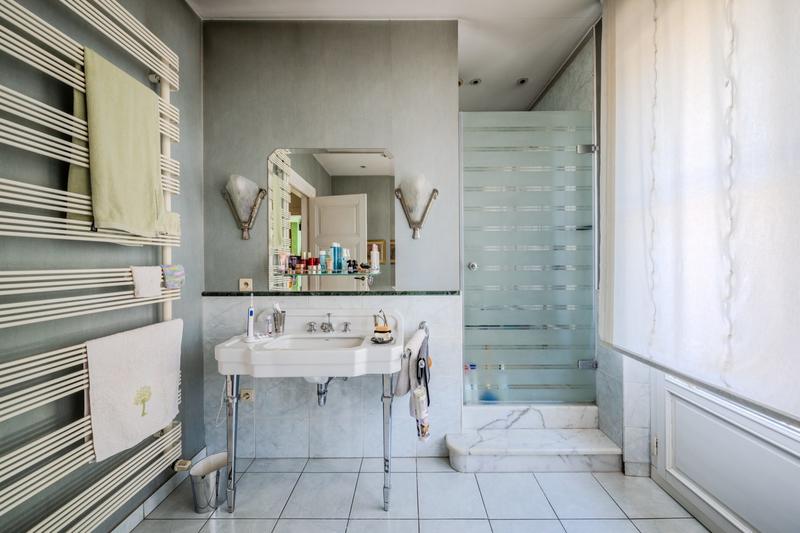 Maison - 500 m² - 9 pièces