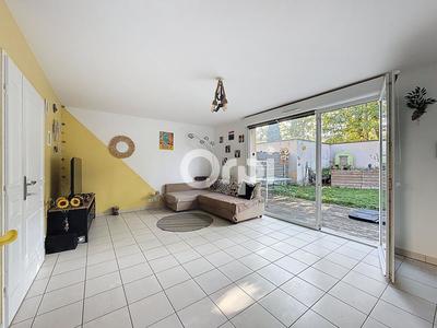 Maison - 102 m² - 5 pièces