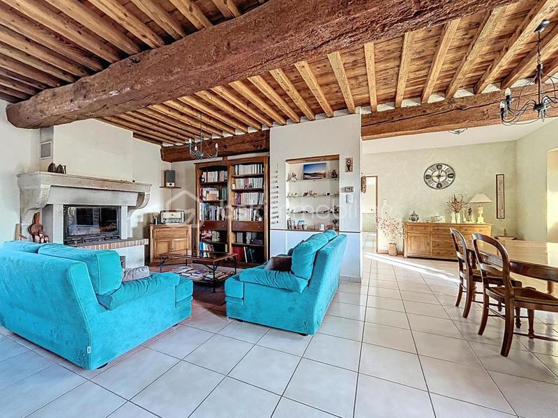 Corps de ferme - 300 m² - 8 pièces