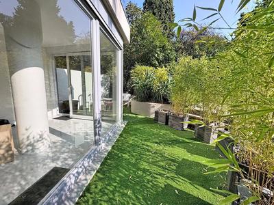 Studio - 27 m² - 1 pièce