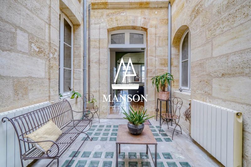 Duplex - 393 m² - 10 pièces