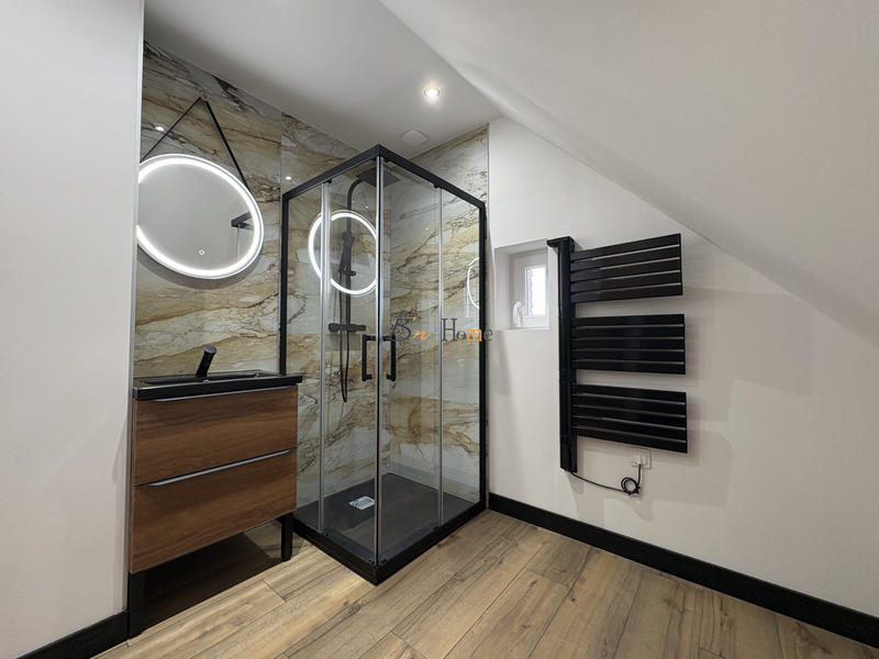 Maison - 88 m² - 6 pièces