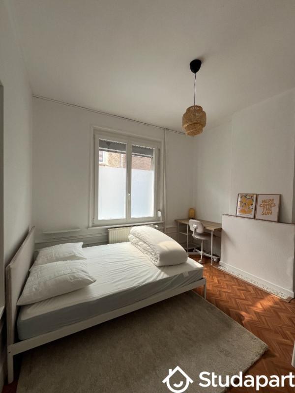Chambre - 10 m² - 1 pièce