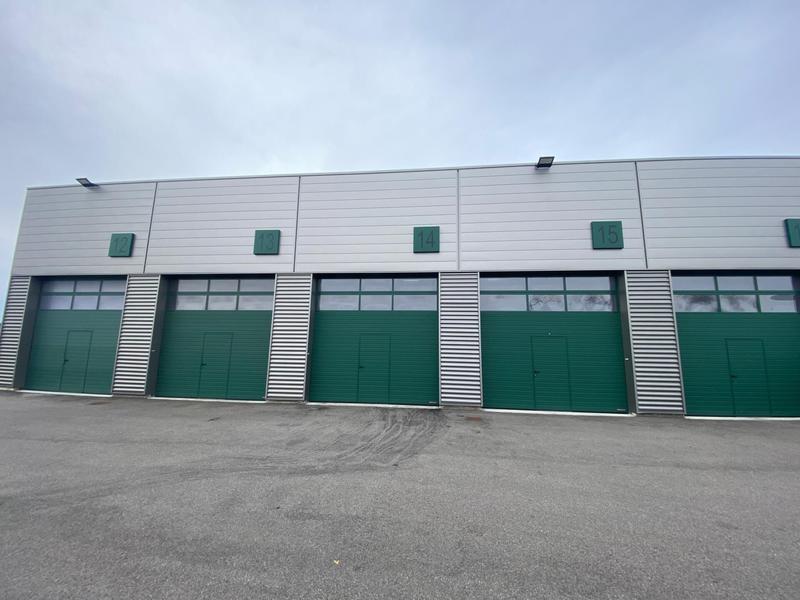 Local commercial - 83 m² - 1 pièce