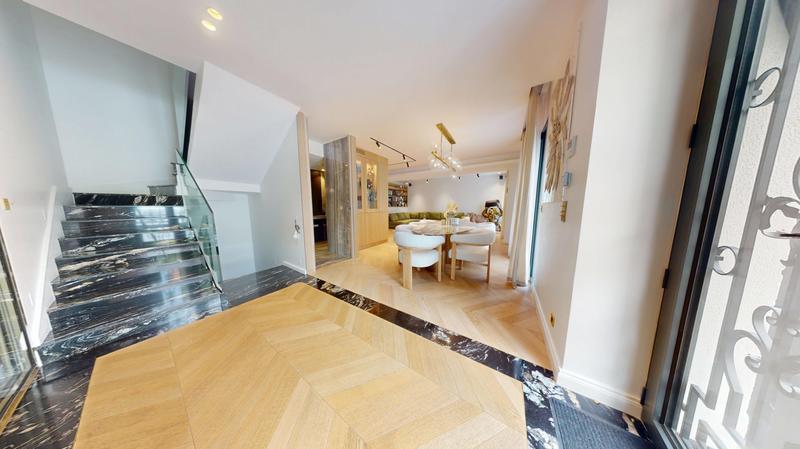 Villa - 200 m² - 7 pièces