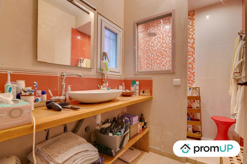 Maison - 187 m² - 7 pièces