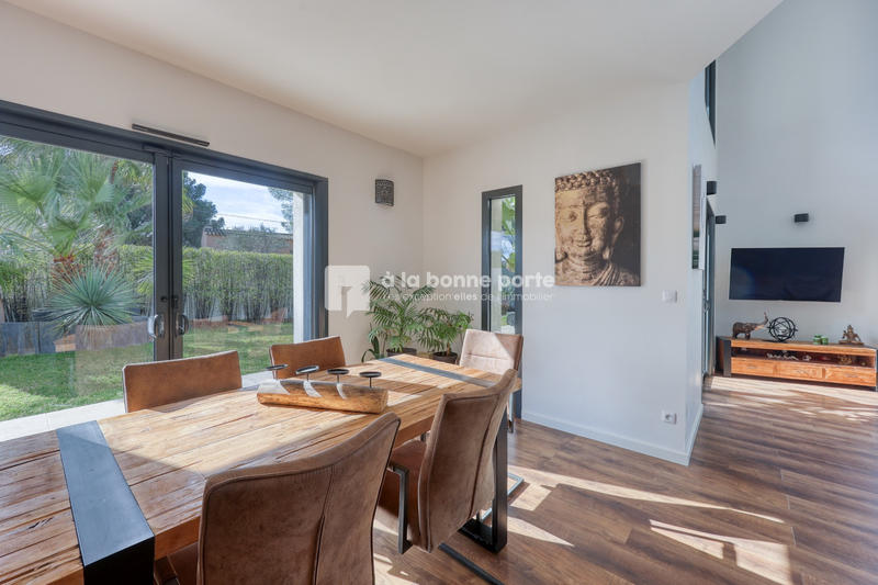 Maison contemporaine - 150 m² - 4 pièces