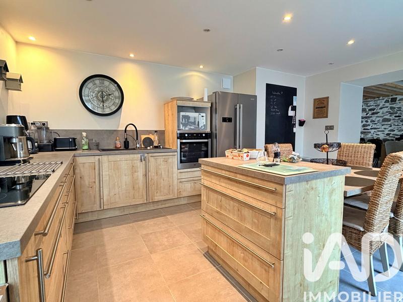 Maison - 134 m² - 6 pièces