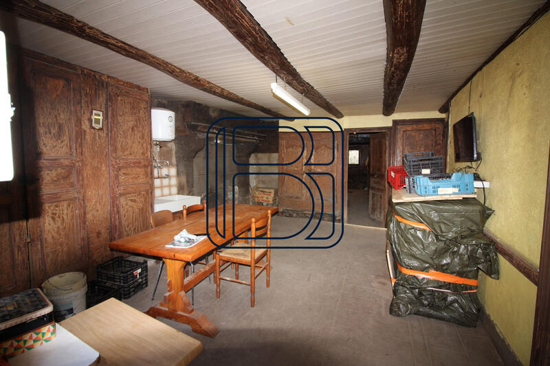 Maison - 90 m² - 7 pièces