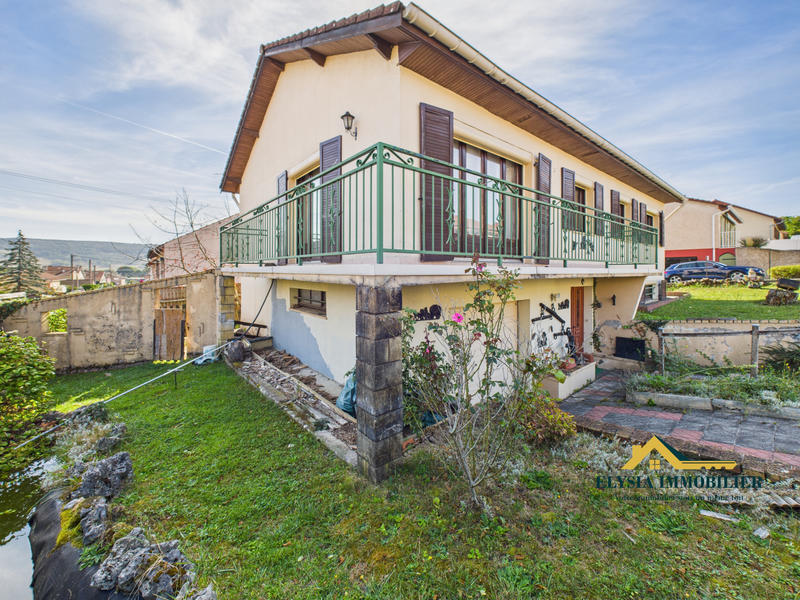 Maison - 127 m² - 6 pièces