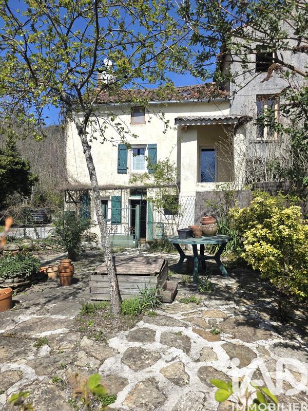 Maison de village - 67 m² - 5 pièces