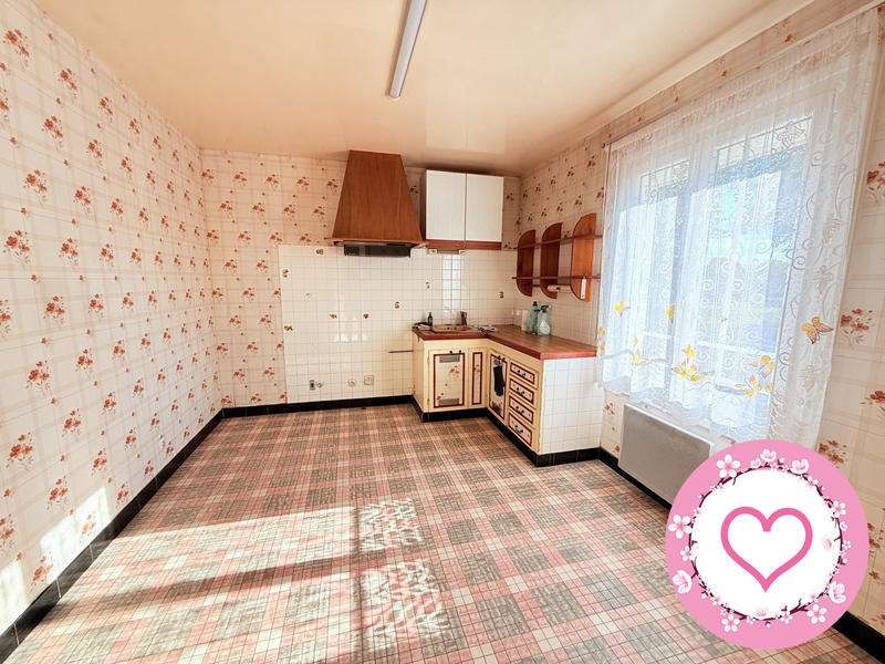 Maison - 90 m² - 4 pièces