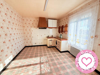 Maison - 90 m² - 4 pièces