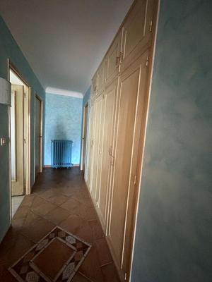 Maison - 274 m² - 12 pièces