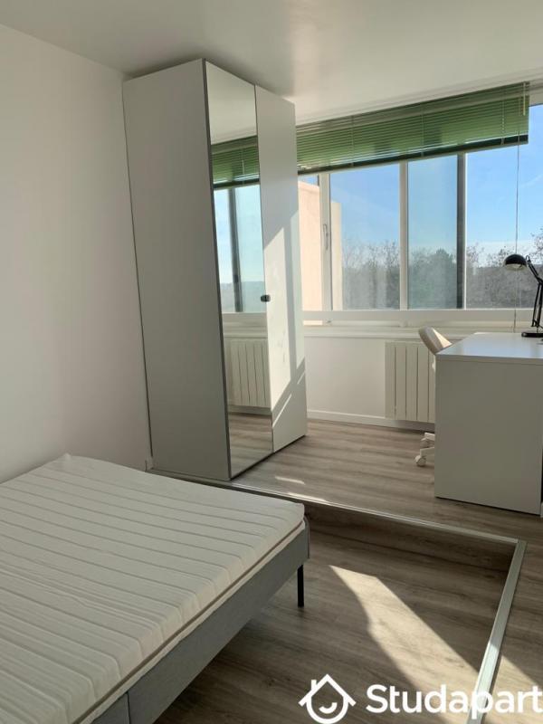 Chambre - 10 m² - 1 pièce