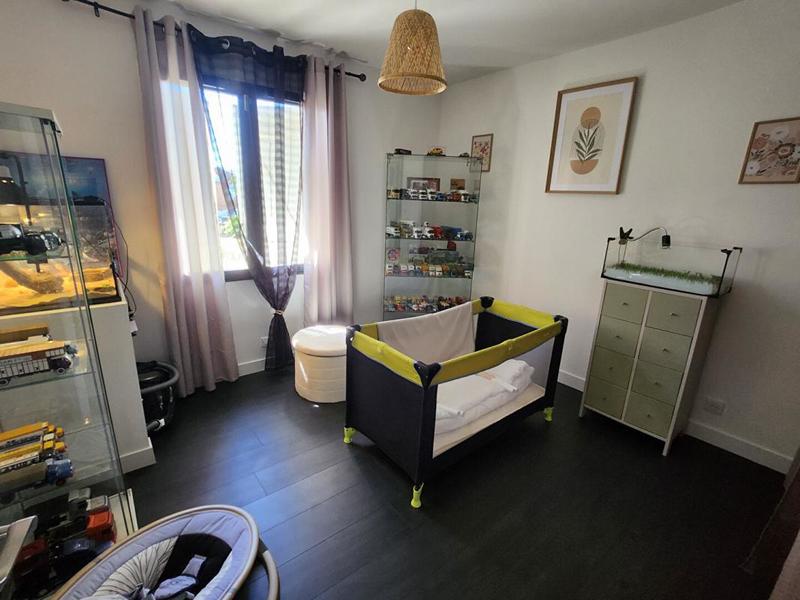 Pavillon - 85 m² - 4 pièces