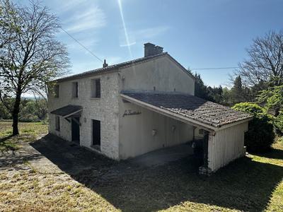 Maison traditionnelle - 145 m² - 6 pièces