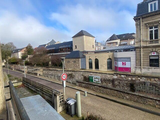 Appartement - 80 m² - 3 pièces