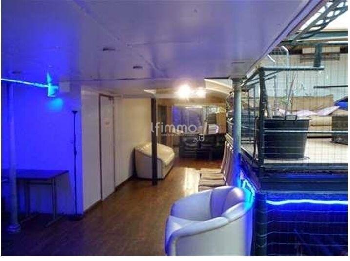 Atelier d'activités - 240 m² - 7 pièces