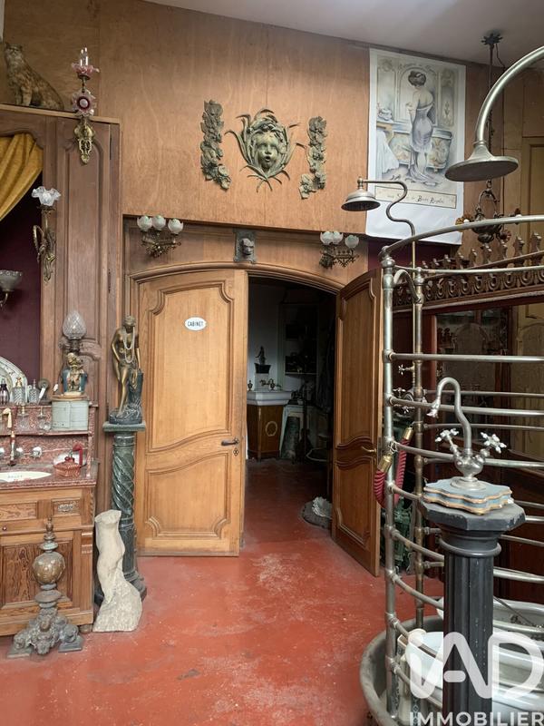 Maison - 405 m² - 8 pièces