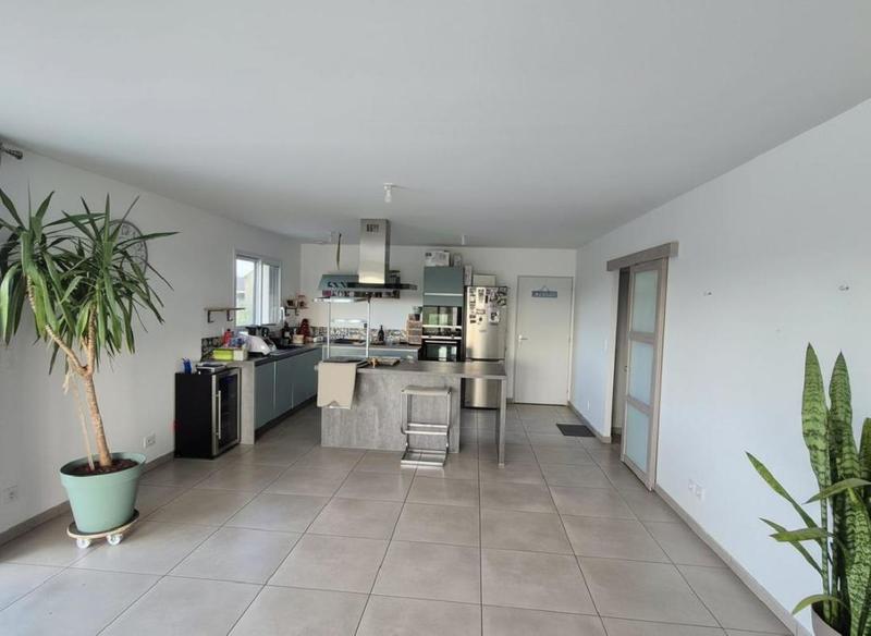 Maison - 93 m² - 5 pièces