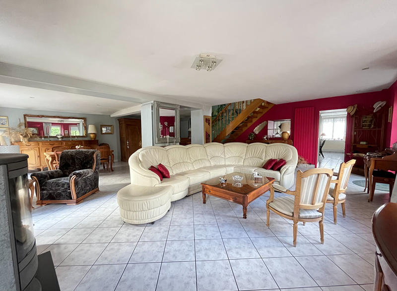 Maison - 152 m² - 5 pièces