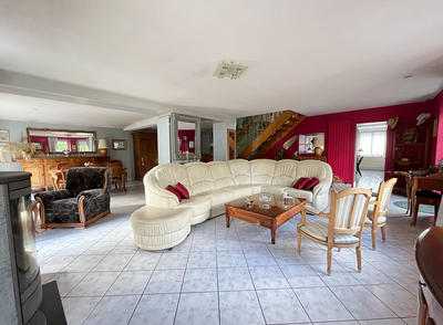 Maison - 174 m² - 5 pièces