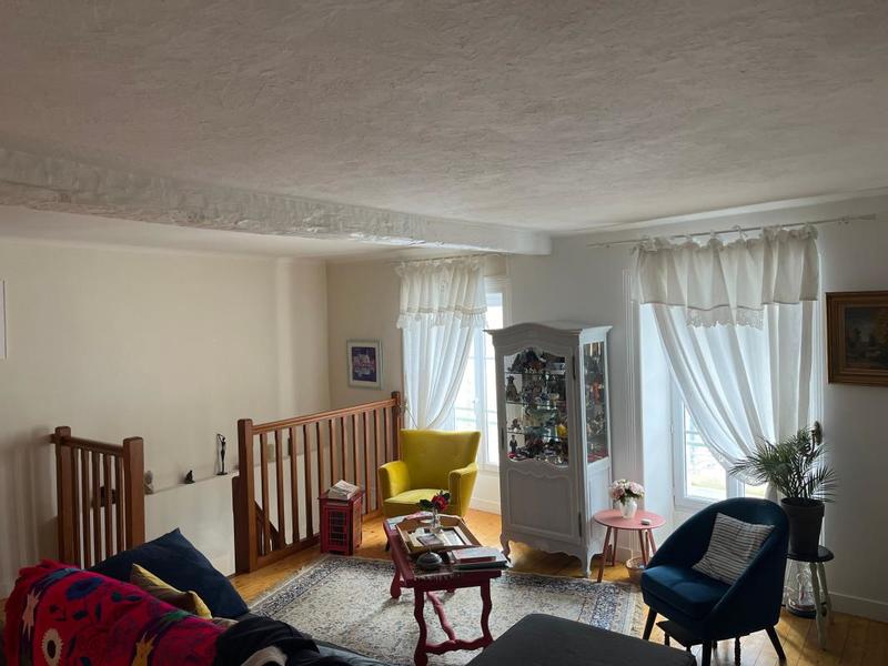 Maison - 104 m² - 6 pièces