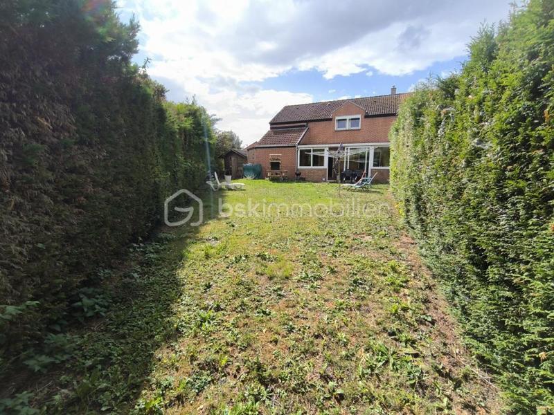 Maison traditionnelle - 100 m² - 5 pièces