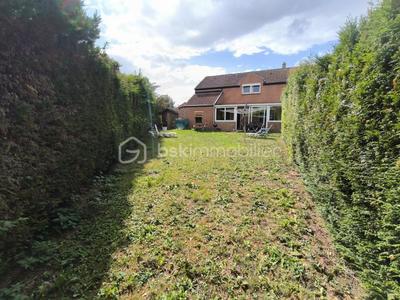 Maison traditionnelle - 100 m² - 5 pièces