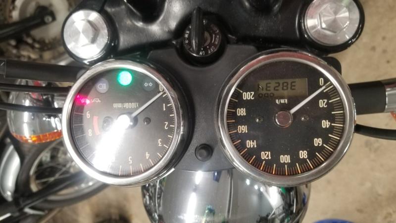 Kawasaki W 650 kawasaki bleu 0650 555