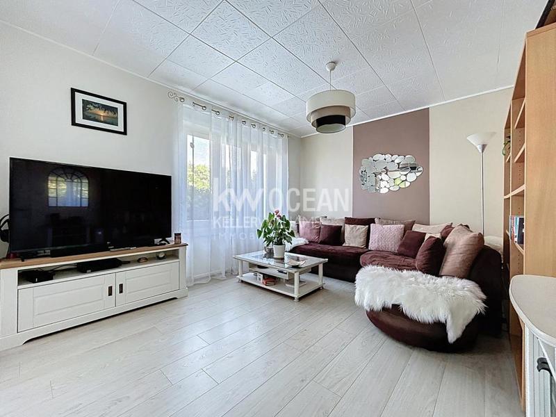 Maison - 79 m² - 6 pièces