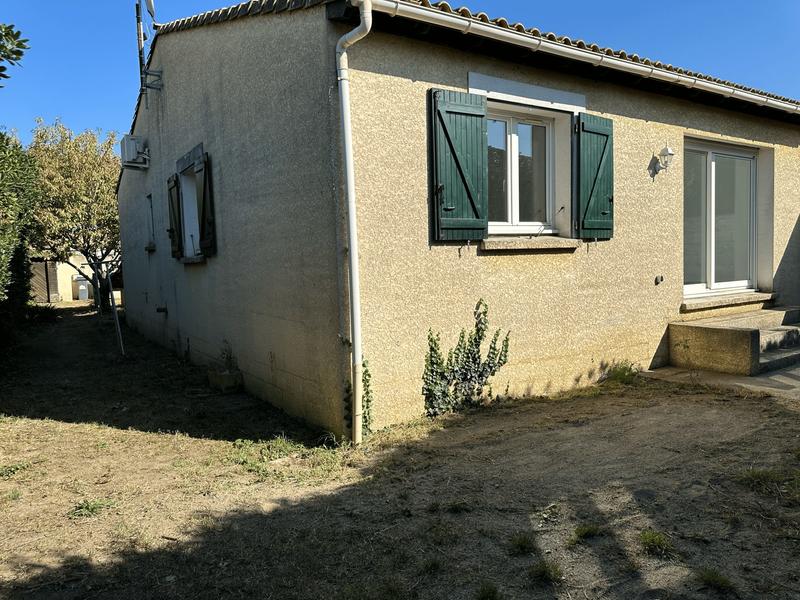 Villa - 100 m² - 5 pièces