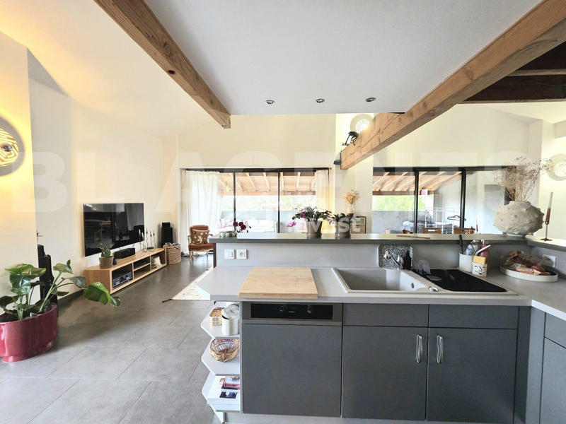 Maison - 102 m² - 3 pièces