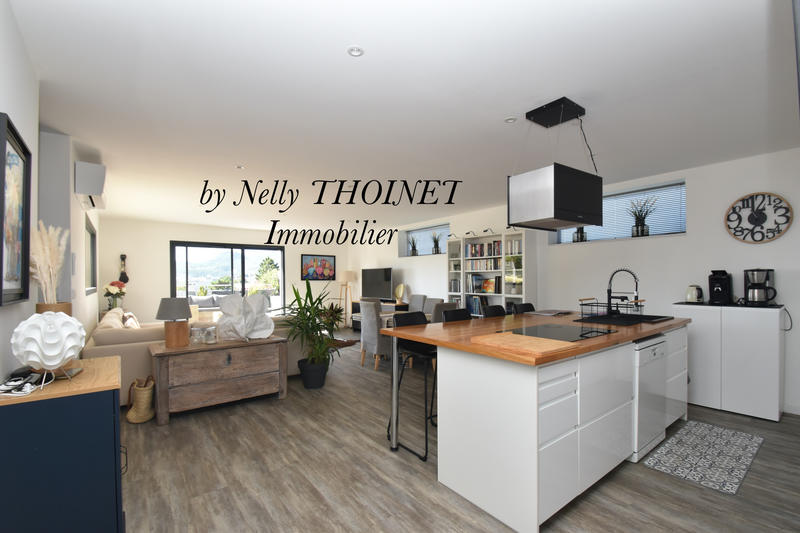 Maison - 106 m² - 4 pièces