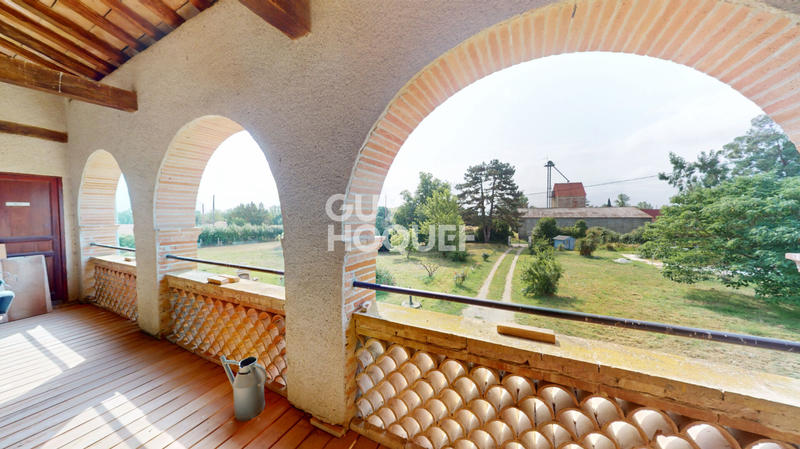 Maison - 490 m² - 10 pièces