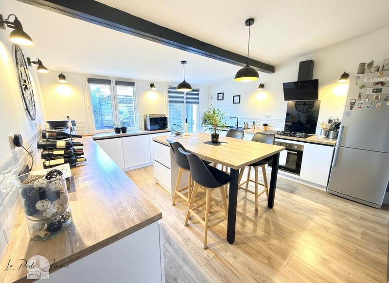 Villa - 125 m² - 8 pièces